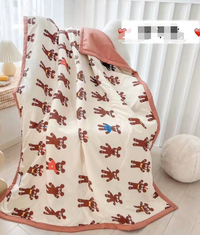 Animal Print Summer Quilt for Living Room or Bedroom